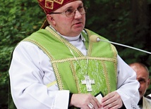 ▲	– Efektem diagnozy  ma być opracowanie planu duszpasterskiego na najbliższe lata  – tłumaczy biskup.