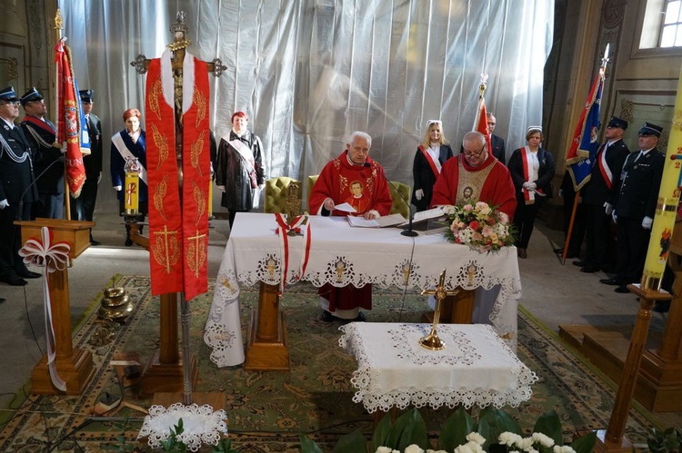 Lekowo. Relikwie bł. ks. Jerzego Popiełuszki