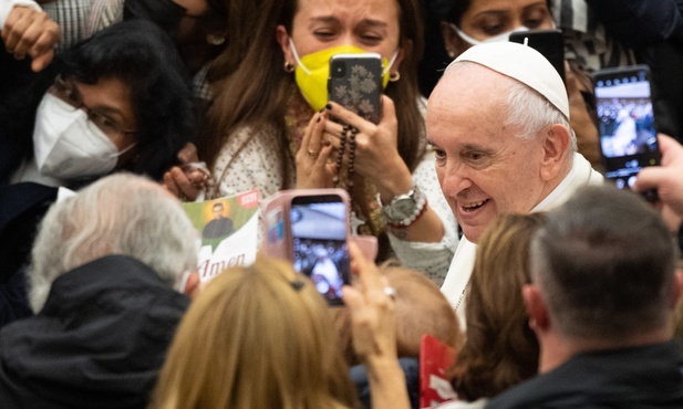 Ansa: Papież Franciszek przyjął trzecią dawkę szczepionki przeciw Covid-19