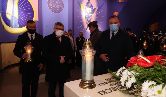 Katowice. Uczczono pamięć zmarłych