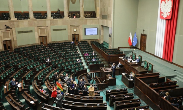 Obywatelski projekt ustawy zakazującej zgromadzeń na rzecz postulatów ruchów LGBT dyskutowano w Sejmie