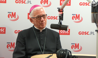 Abp Wiktor Skworc: Wracajmy do modlitwy różańcowej o pokój