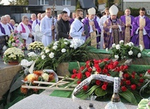 Uroczystościom pogrzebowym śp. ks. prałata Eugeniusza Góry przewodniczył kard. Stanisław Dziwisz.