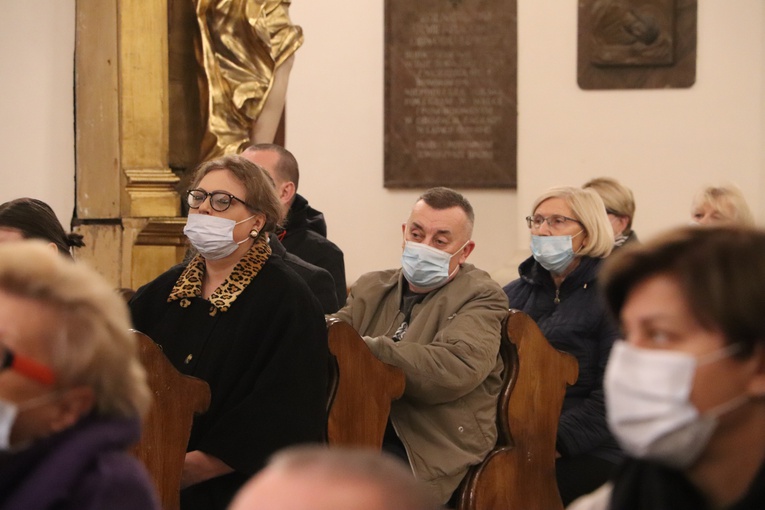 Msza św. w 1. rocznicę śmierci bp. Józefa Zawitkowskiego