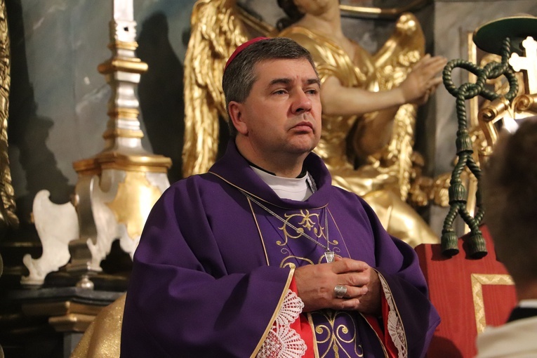 Msza św. w 1. rocznicę śmierci bp. Józefa Zawitkowskiego