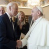 Biden: Papież powiedział, żebym przyjmował Komunię