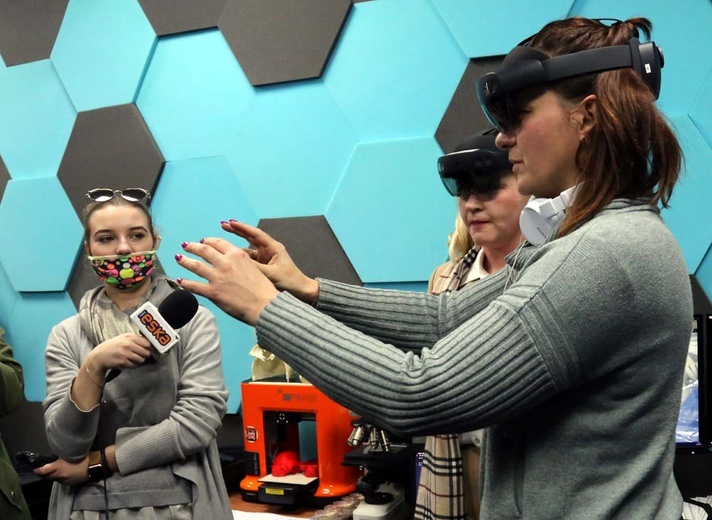 Pokaz sprzętu Holo Lens 2