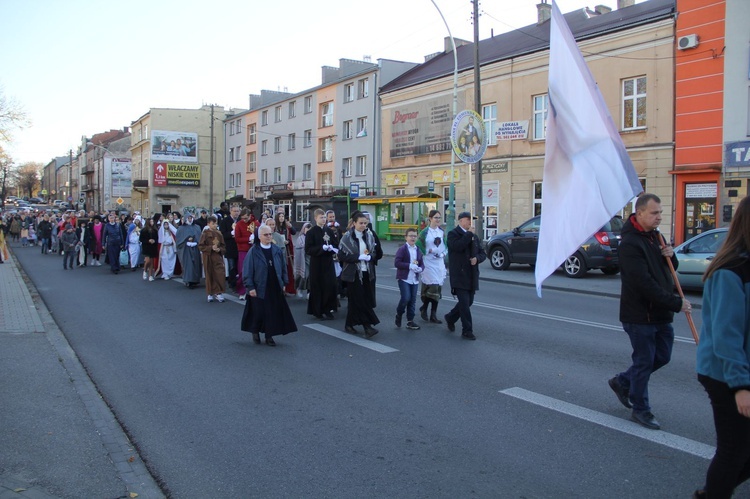 Dębica. Pochód Świętych Rodzin