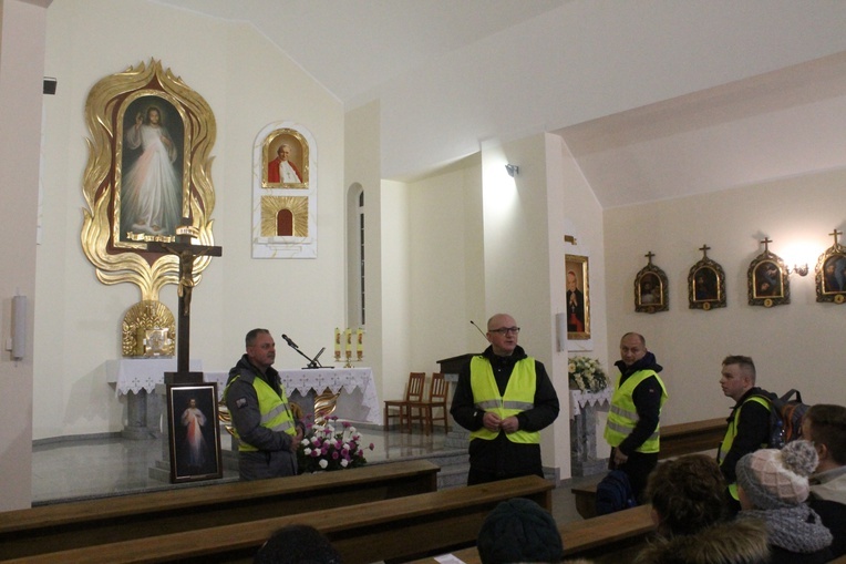 Wędrowali z obrazem 