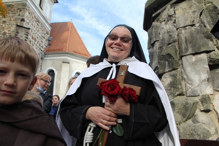 Wszyscy Święci w parafii pw. św. Jadwigi we Wrocławiu-Leśnicy