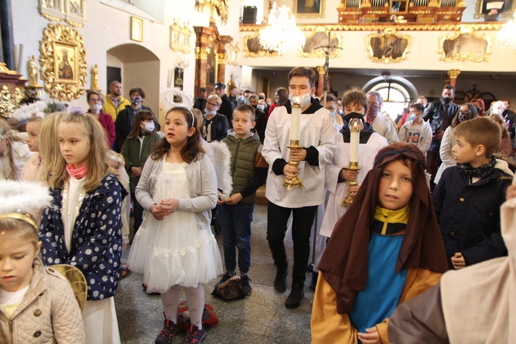 Wszyscy Święci w parafii pw. św. Jadwigi we Wrocławiu-Leśnicy