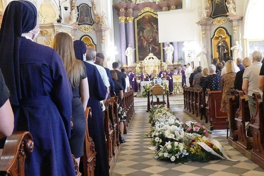 Pożegnanie śp. Pawła Mendrocha - 22-latka ze Skoczowa