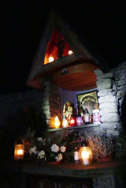 Trówieś - Istebna Jaworzynka, Koniaków - poświęcona Sercu Jezusa przez Serce Maryi na Ochodzitej