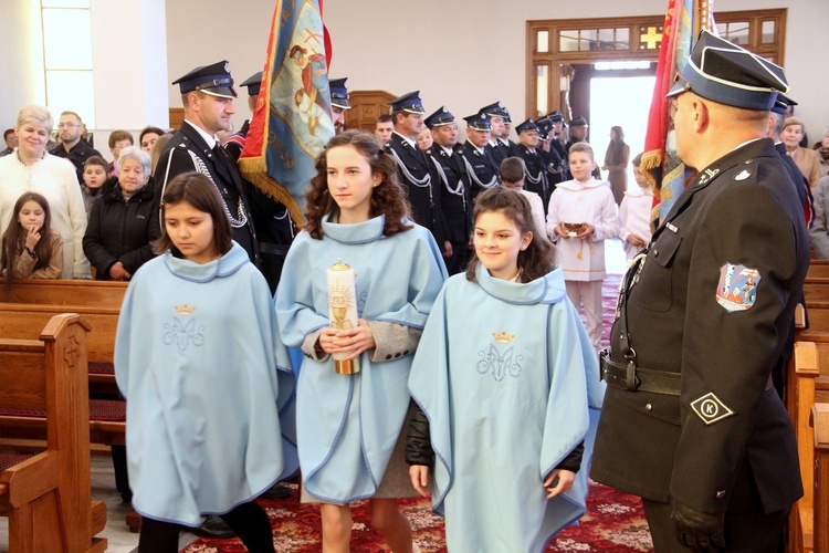 Zabrnie. 40 lat parafii