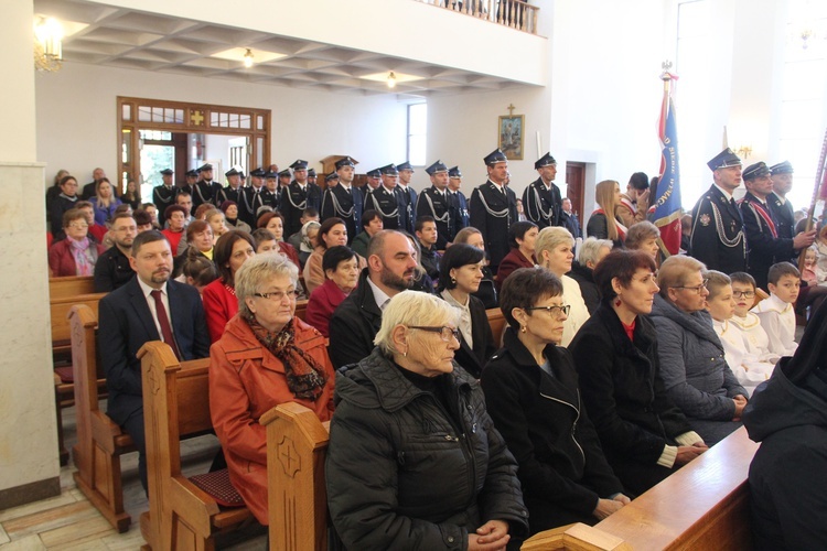 Zabrnie. 40 lat parafii