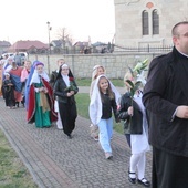 Wszyscy święci dziś balują w niebie, a wczoraj... w Borzęcinie