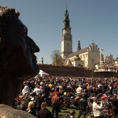 Obrali Boży kierunek życia, a przechodzili przez Jasną Górę