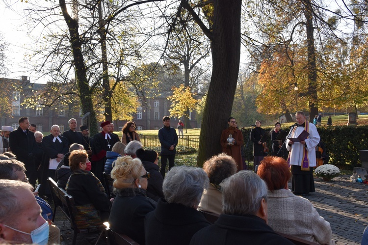 Modlitwa na Cmentarzu Nieistniejących Cmentarzy