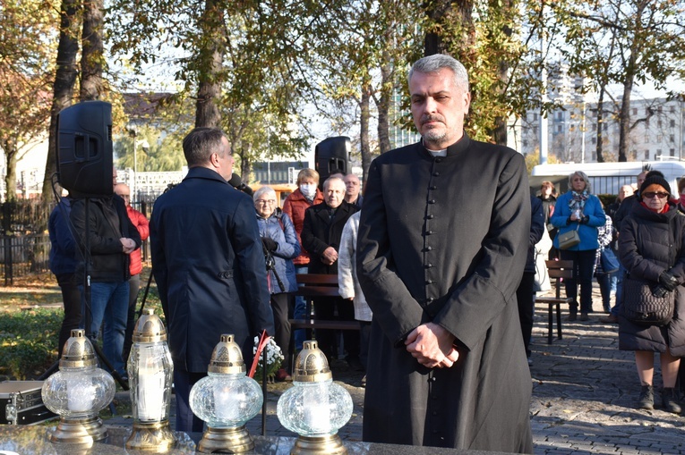 Modlitwa na Cmentarzu Nieistniejących Cmentarzy