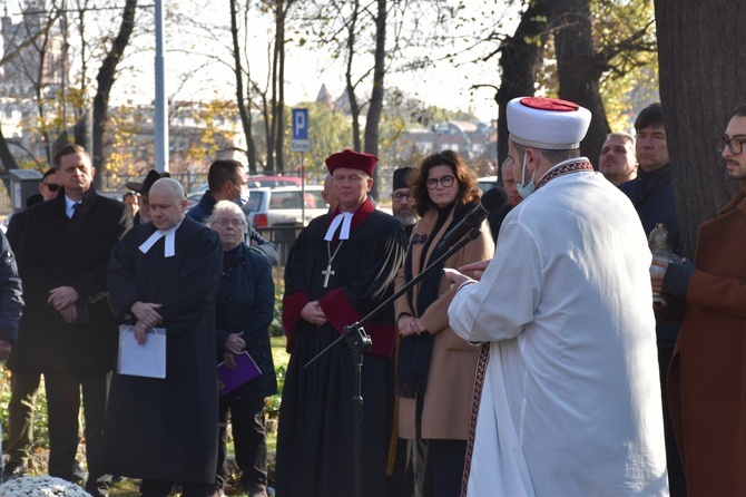 Modlitwa na Cmentarzu Nieistniejących Cmentarzy