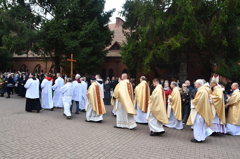 Wszystkich Świętych na koszalińskim cmentarzu
