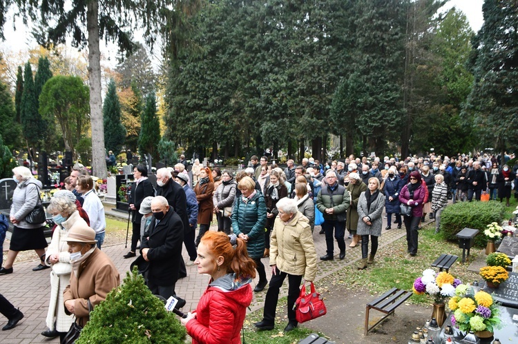 Wszystkich Świętych na koszalińskim cmentarzu