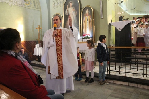 "Holy Wins" - święci odwiedzili parafię w Wieprzu koło Żywca