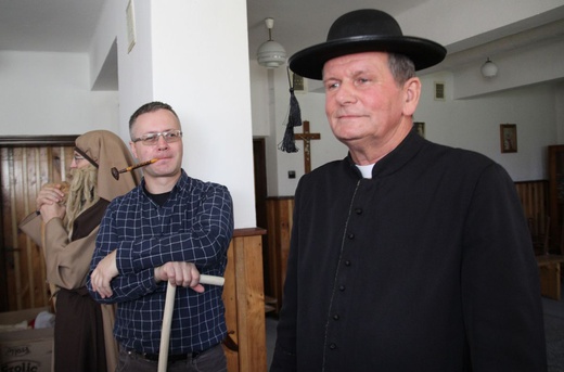 "Holy Wins" - święci odwiedzili parafię w Wieprzu koło Żywca