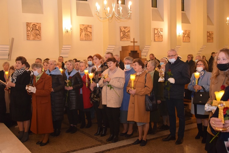 Noc Świętych w Głownie