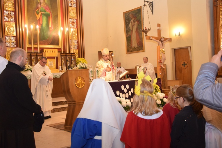 Noc Świętych w Głownie