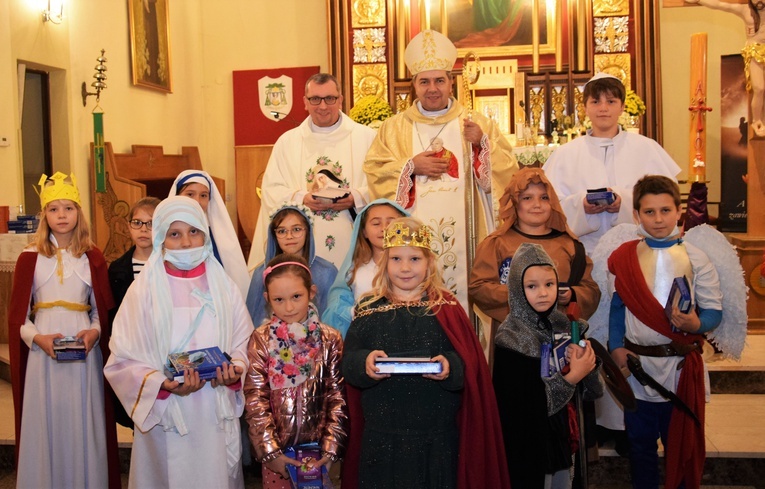 Noc Świętych w Głownie