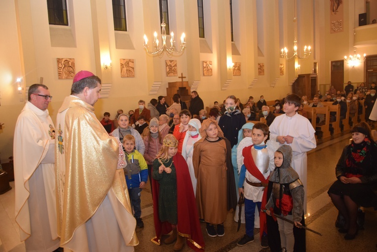Noc Świętych w Głownie