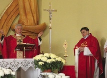 ▲	Ojciec Jan Kazimierz Głaz CSsR przewodniczył porannej Eucharystii odpustowej w legnickiej wspólnocie.