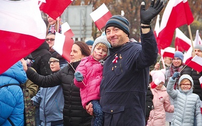 ▲	Pomiędzy godz. 10 a 13 odbędzie się w Śródmieściu szereg wydarzeń związanych z obchodami 11 Listopada.