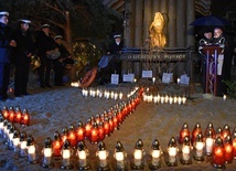 Zaduszki Morskie w Sopocie odbyły się przy kapliczce "O szczęśliwy powrót".