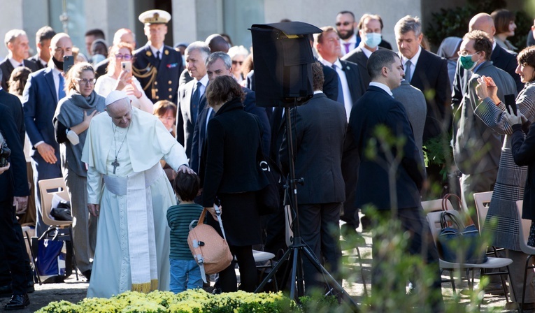 Papież na COP26: Czas na decyzje, które dadzą młodym ufność
