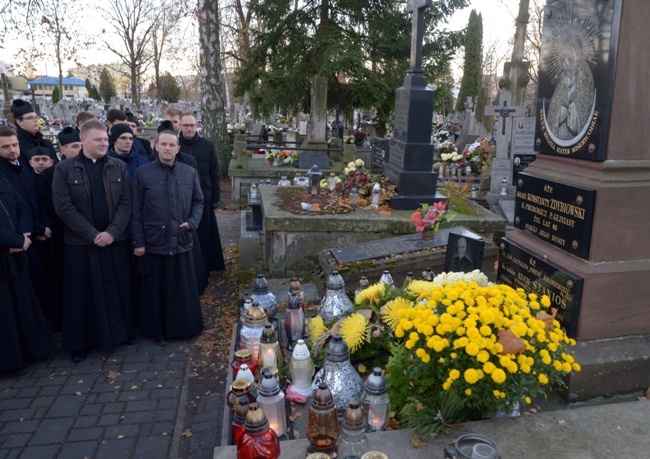 Radomscy alumni modlili się za zmarłych kapłanów