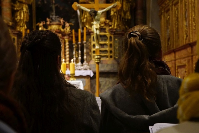 Warsztaty muzyczne zespołu Via Lucis i scholi jędrzychowskiej