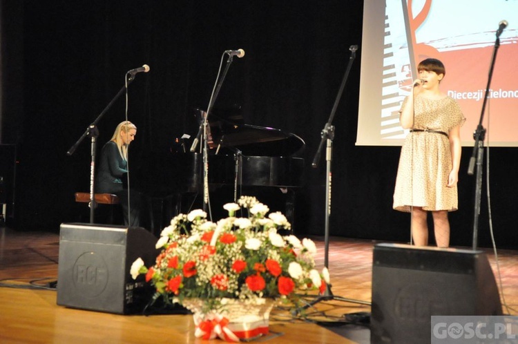 Sulechów. X Diecezjalny Przegląd Pieśni Patriotycznej
