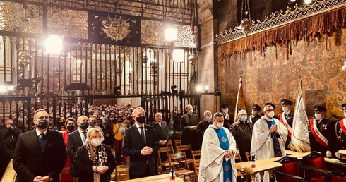 Bogatynia. Pielgrzymka w obronie Turowa