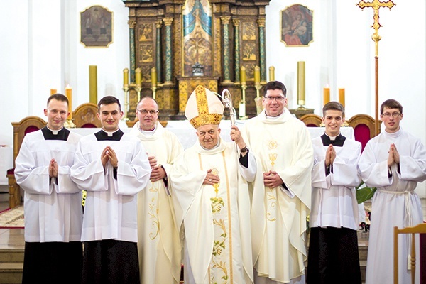 ▲	Obrzędowi przewodniczył bp Edward Frankowski.