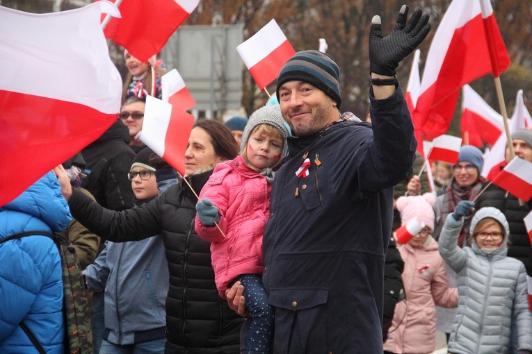 Pomiędzy godz. 10 a 13 odbędzie się w Śródmieściu szereg wydarzeń związanych z obchodami święta 11 listopada.