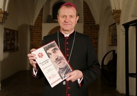 - Przychodnia im. dr Oli, prowadzona przez Caritas, przyjmować będzie osoby bezdomne, zapewniając im dostęp do opieki medycznej - mówi metropolita gdański.