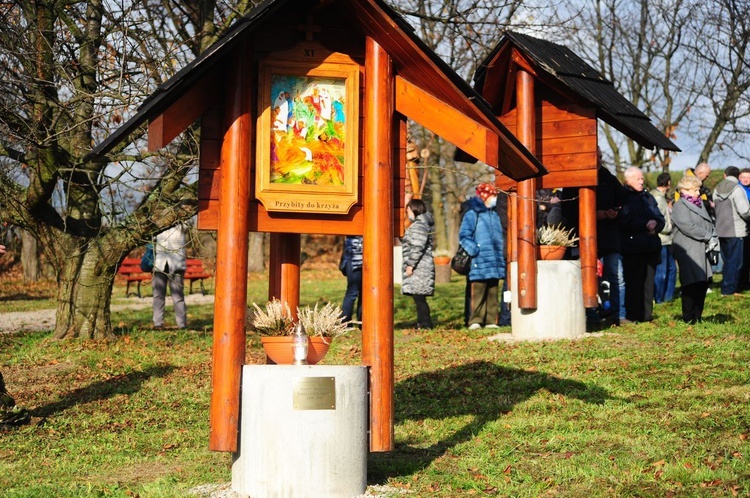 Poświęcenie Kresowej Drogi Krzyżowej w Radwanowicach