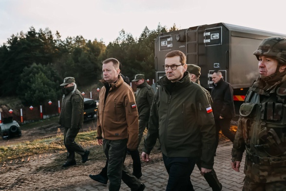 Premier: bezpieczeństwo i integralność polskiej granicy są brutalnie naruszane; powinna dominować racja stanu