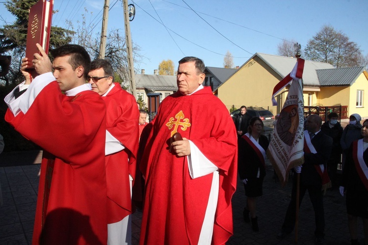 Łopoń. Uroczystość nadania szkole imienia