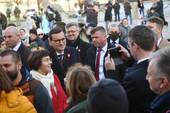 Morawiecki: Potrzebujemy wspólnoty, aby Polska była bezpieczna