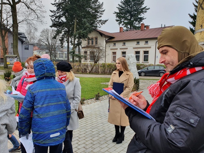 K​SM Głuszyca zorganizował patriotyczną grę terenową