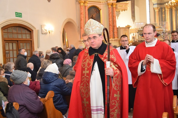 Łowicka proceja z relikwiami św. Wiktorii