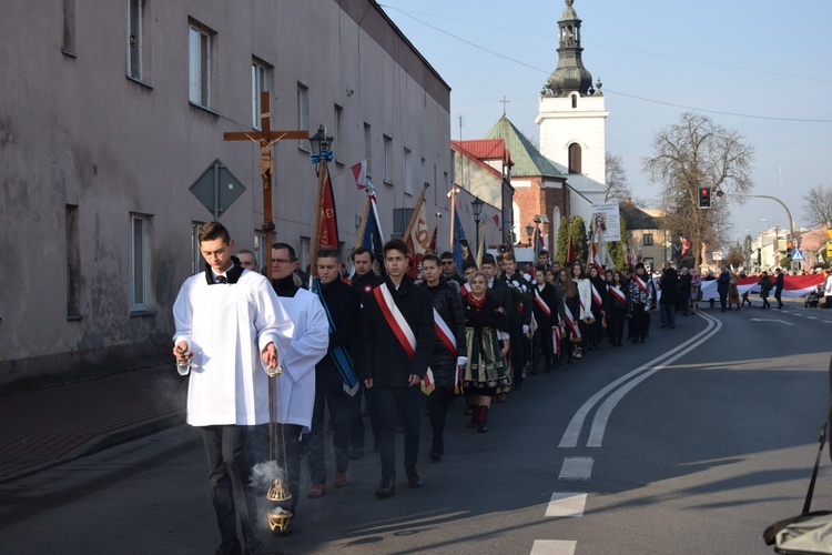 Łowicka proceja z relikwiami św. Wiktorii